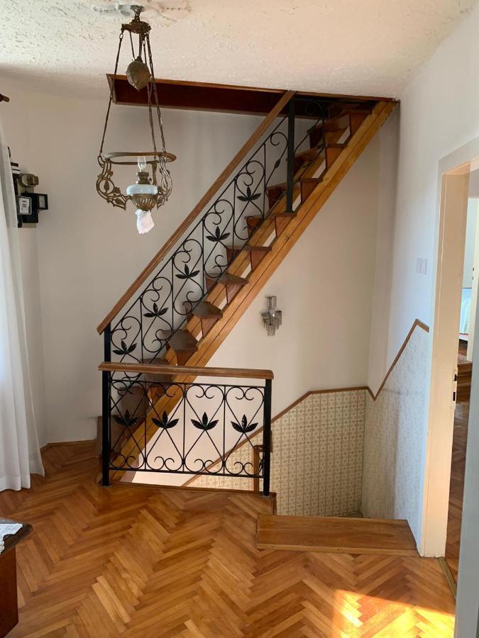 Villa Giulia Ližnjan エクステリア 写真